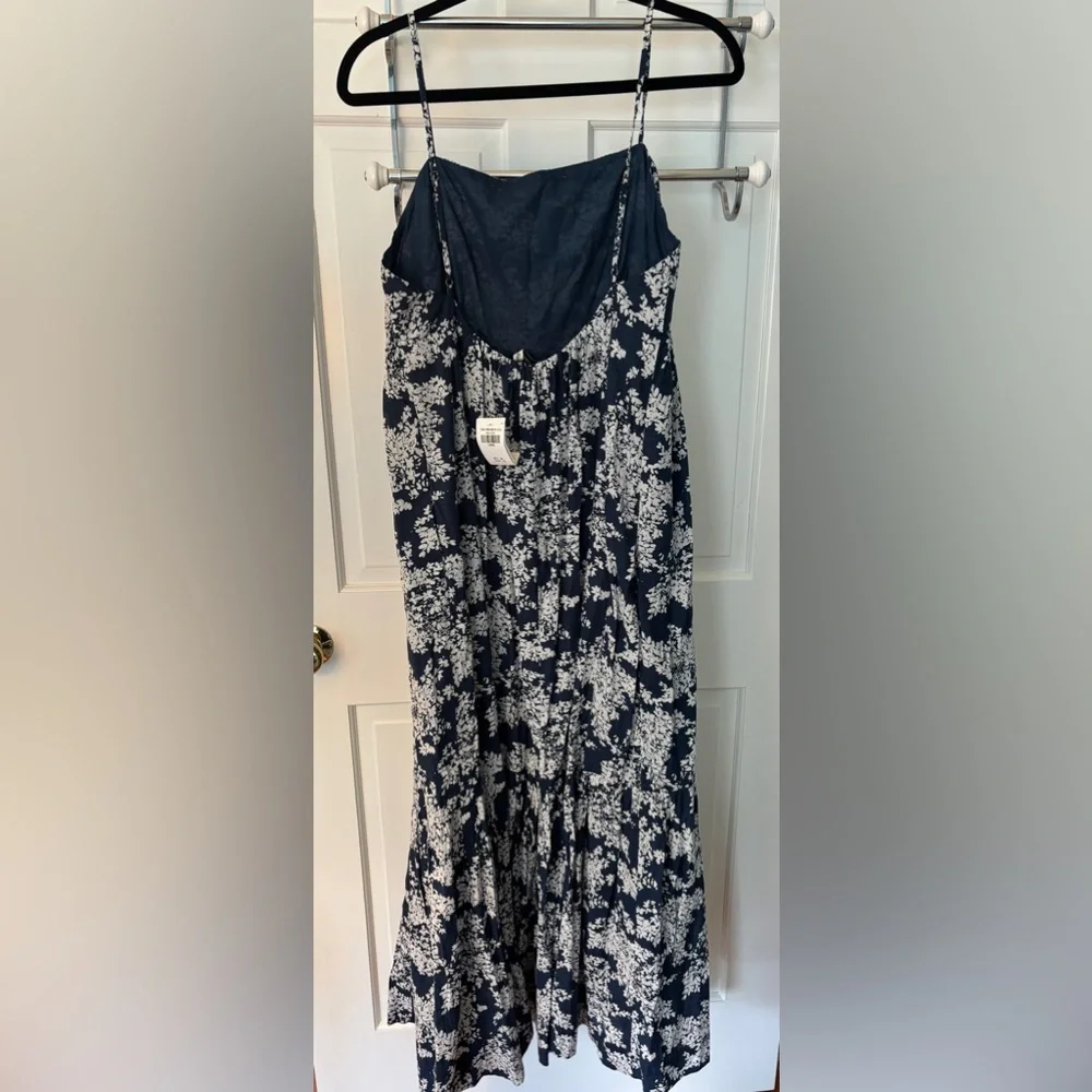 NWT Abercrombie & Fitch low back tiered maxi dress - Picture 6 of 9